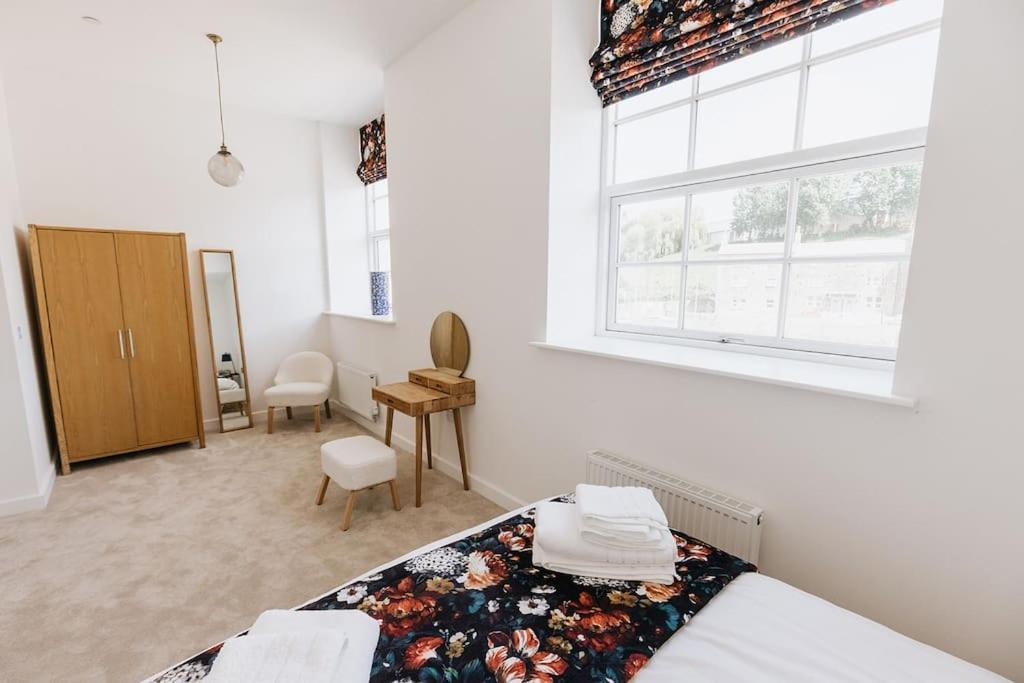Bobbin Row - Grade 2 Listed With A Beautiful Design With Access To Leeds Leeds (West Yorkshire)