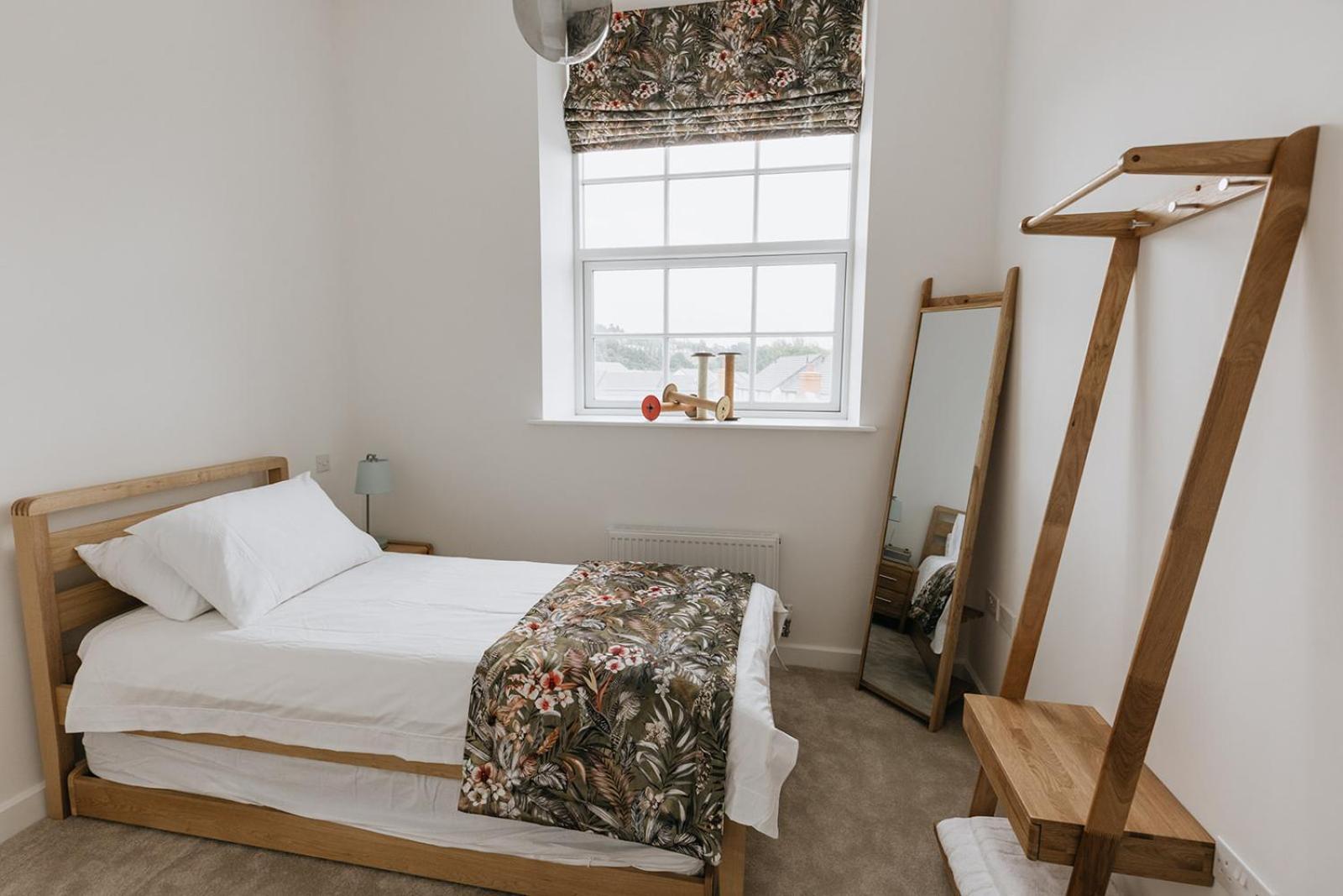 Bobbin Row - Grade 2 Listed With A Beautiful Design With Access To Leeds Leeds (West Yorkshire)