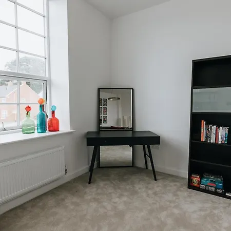 Bobbin Row - Grade 2 Listed Property With A Beautiful Design With Access To Leeds Leeds  Exterior photo